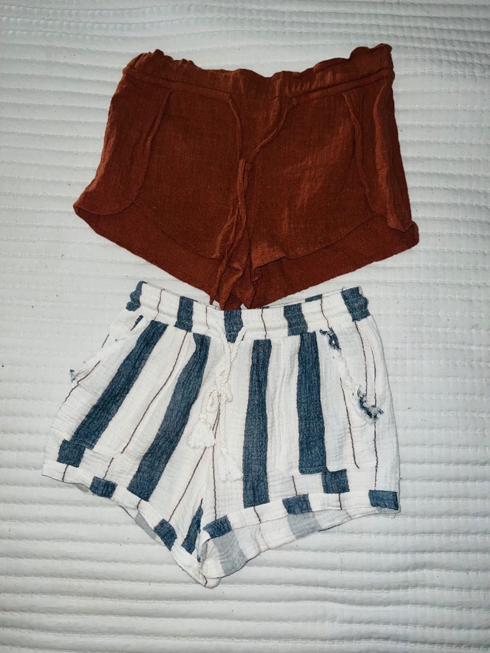 Lot of 2 Gauze Pull On Drawstring Beach Shorts Ron Jon & Rewash Size Medium